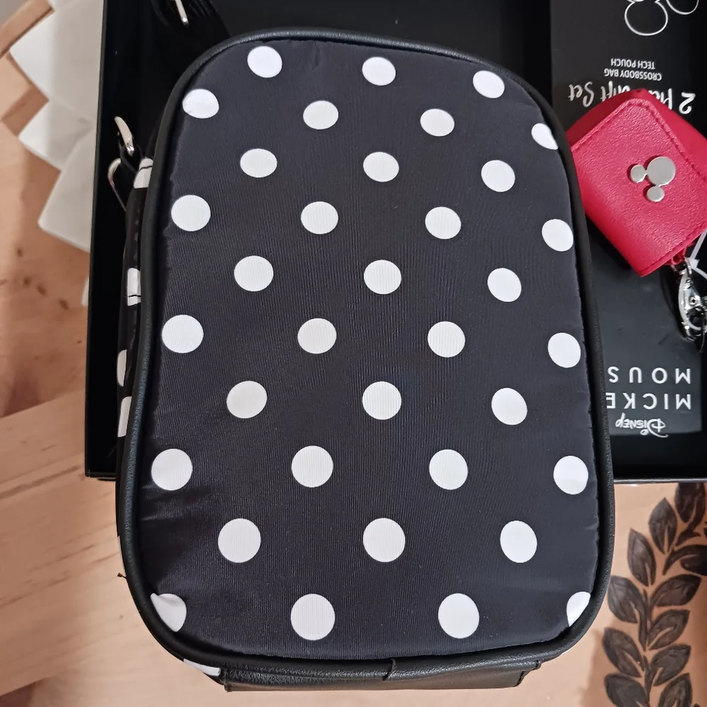 Bioworld Disney Mickey Mouse Crossbody & Tech Pouch Set - Picture 7 of 12